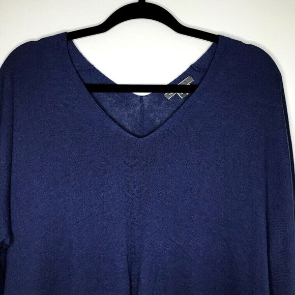 Vince V-Neck Sweater Size Small Blue Merino Wool Blend Slight side cuts - Picture 2 of 6